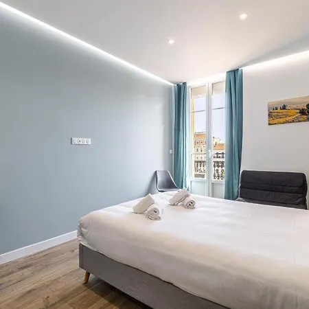 公寓 Le Bamboo Idealement Situe En Centre-ville, Pour Familles Ou Petits Groupes